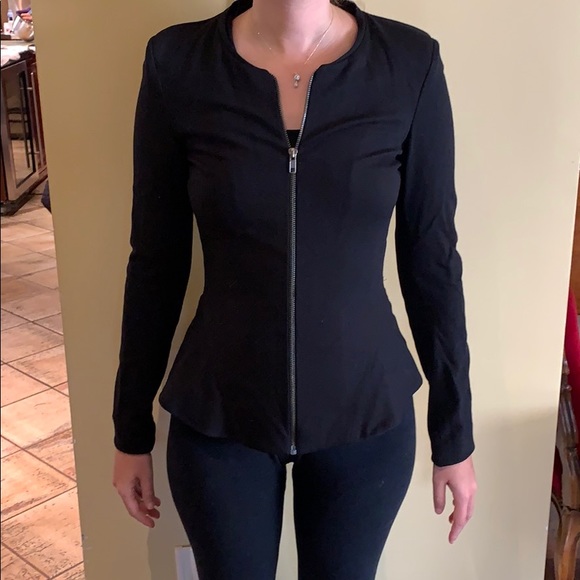 Stretchy black blazer in excellent condition - Picture 1 of 2